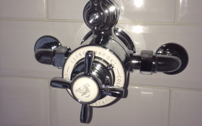 Shower s2